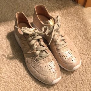 UGG Treadlite Metallic Sneaker - NWOT
